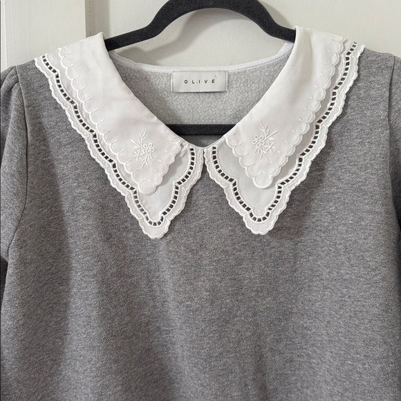 OLIVE Layered Collar Fleece Sweatshirt, Grey OS - Picture 5 of 12